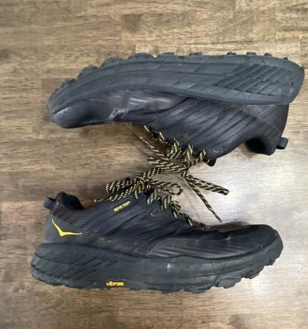 Hoka One One Speedgoat 4 GORE-TEX Trail Running Shoes Black Marigold Mens 11.5